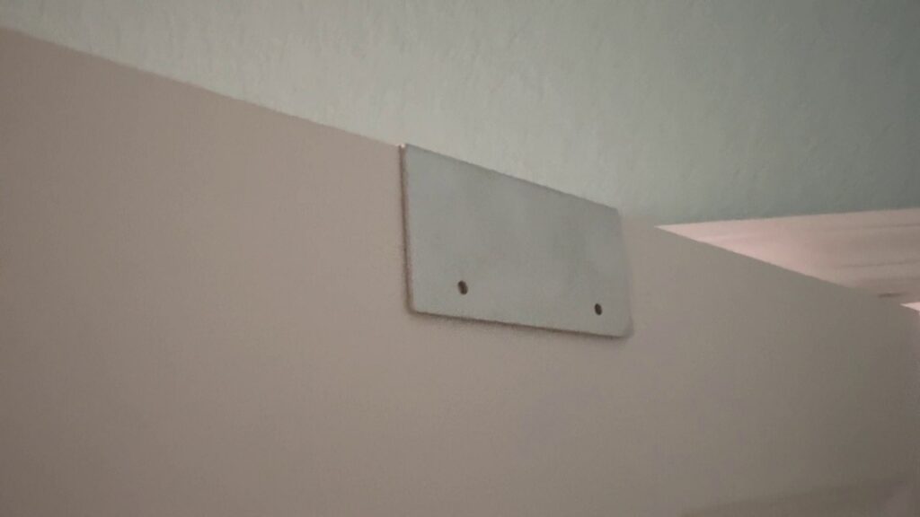 Best Indoor Mini Basketball Hoop Wall Mountable – Cali Kiwi Pros review - over the door bracket