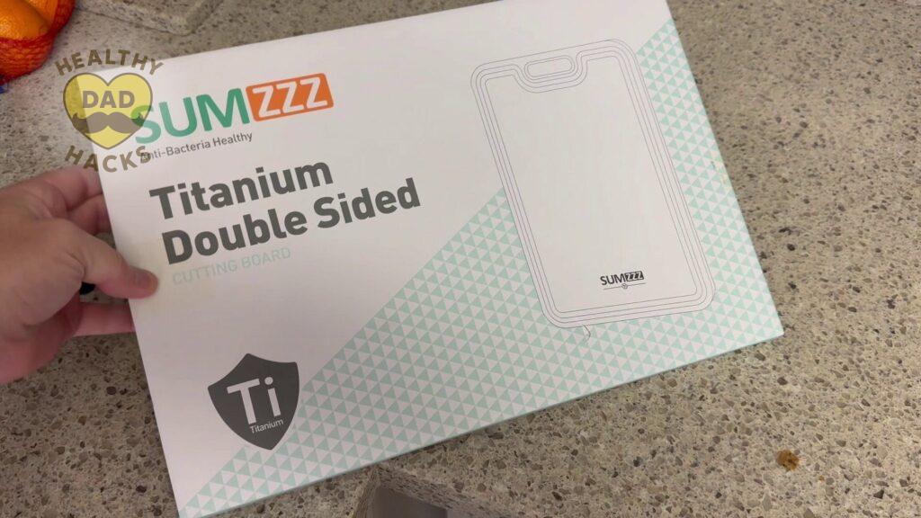 Product box of Sumzzz Titanium double-sided Cutting Board