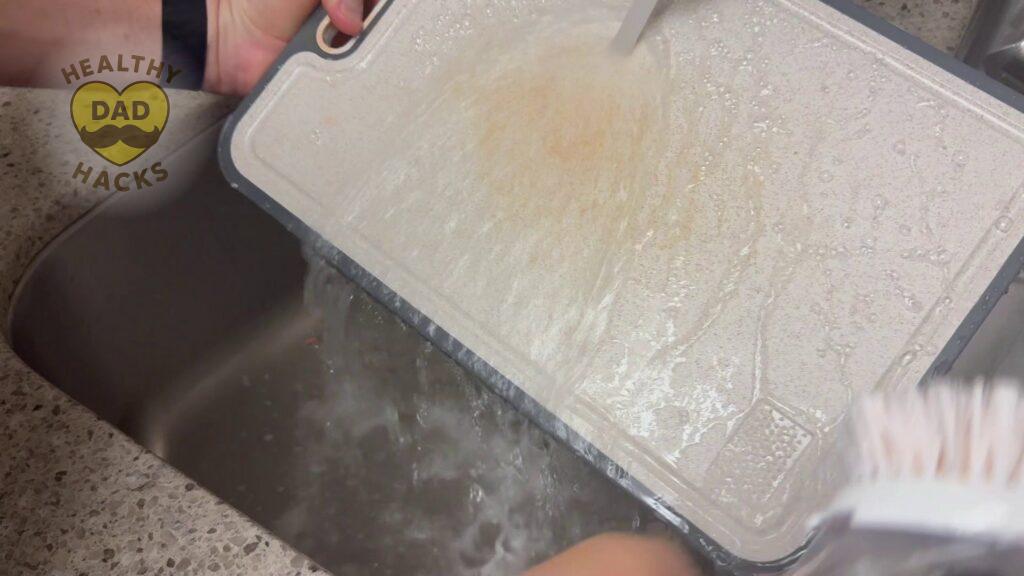 Non-porous on both sides of Sumzzz cutting board