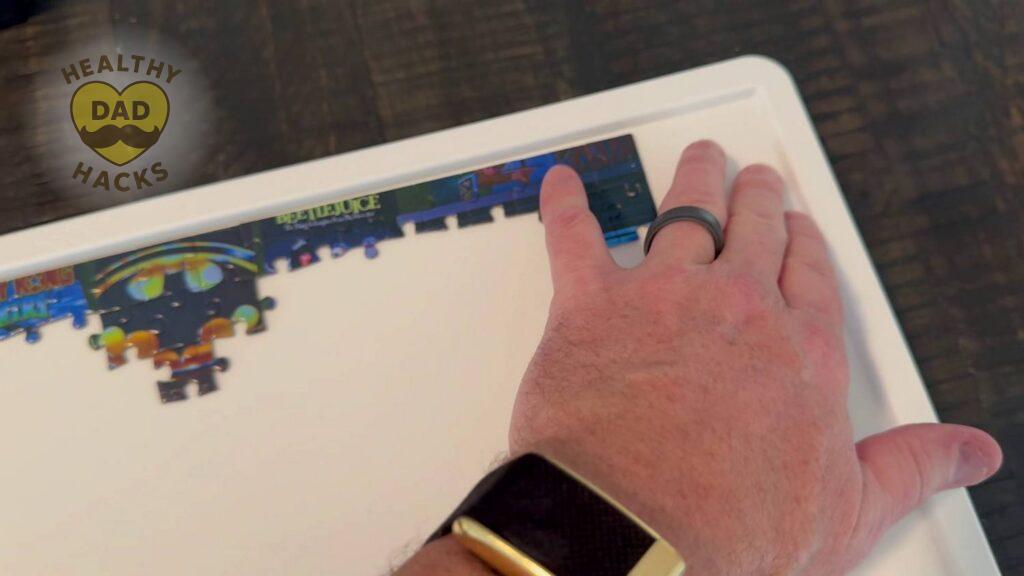 Space on sides of 1000 piece puzzle on welgee puzzle board